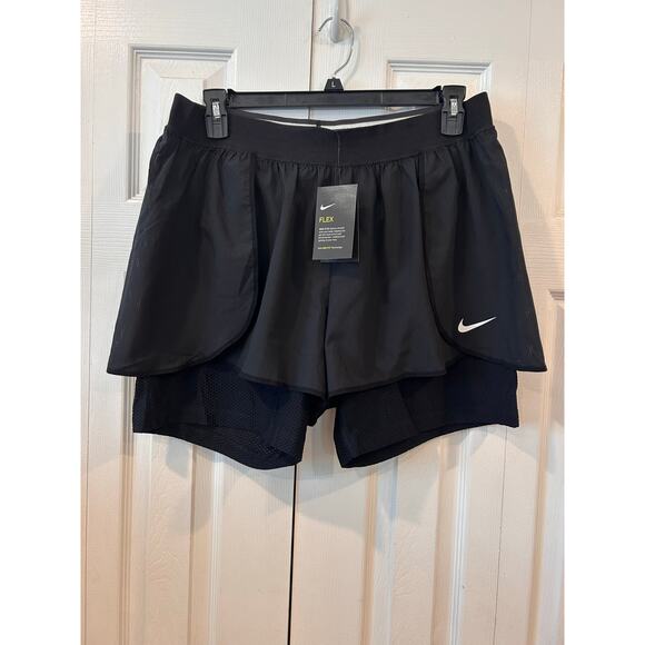 Nike Women's One Dri-FIT High-Waisted 3" 2-in-1 Shorts Size 2X - Picture 2 of 7